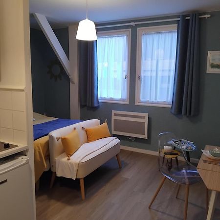 Studio Mer Et Centre Equestre 메르레뱅 외부 사진